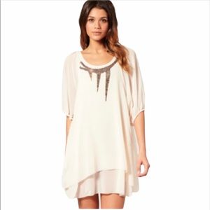 TFNC Antique Style Bead Embellished Layered Dress